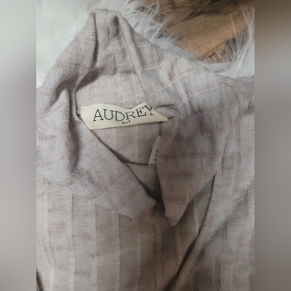 Audrey 3+1 Ribbed bodycon dress - Picture 3 of 3